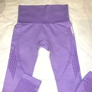 Gymshark energy seamless leggings in size small. Used in good condition.
